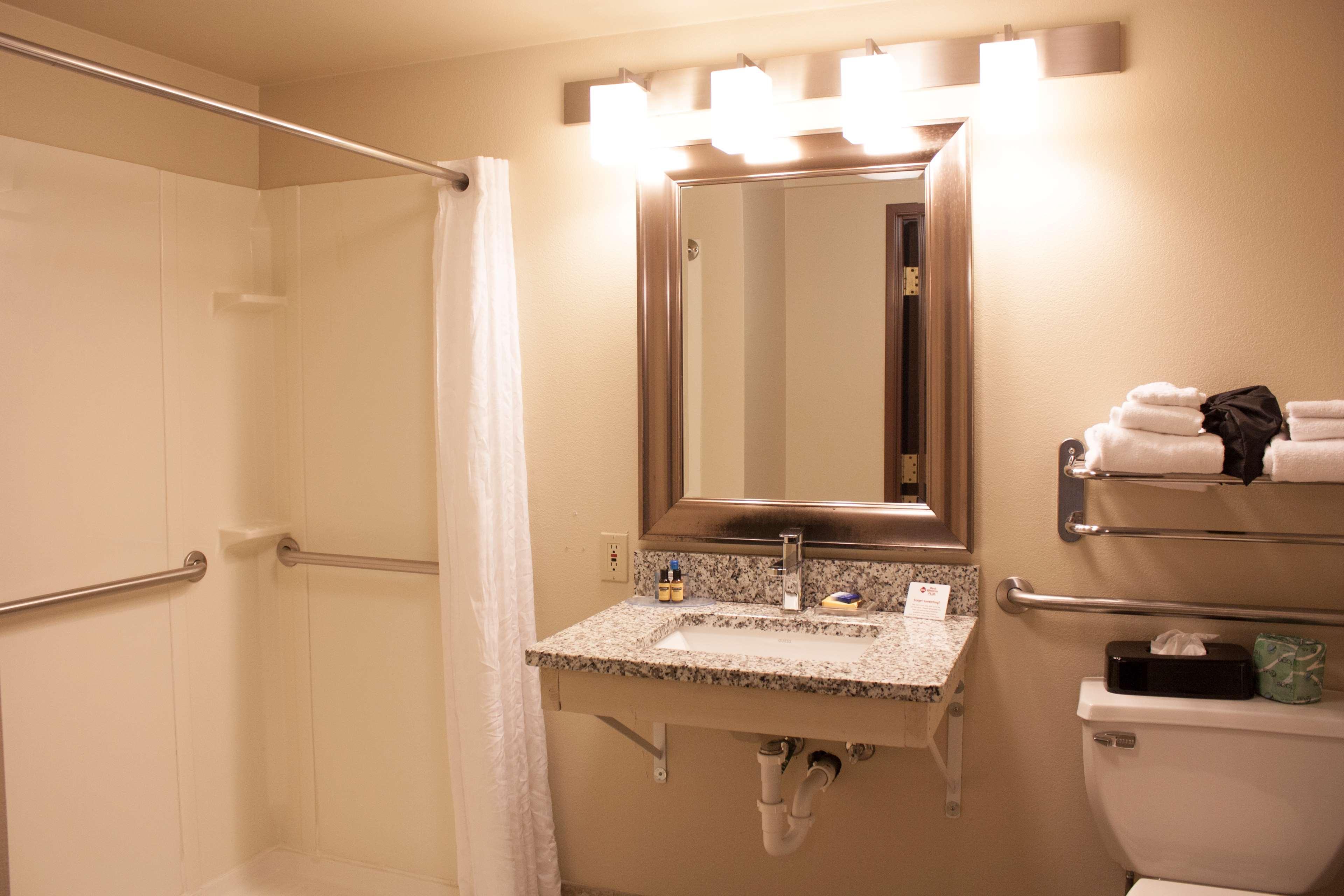 Comfort Inn & Suites Copley Akron Zewnętrze zdjęcie