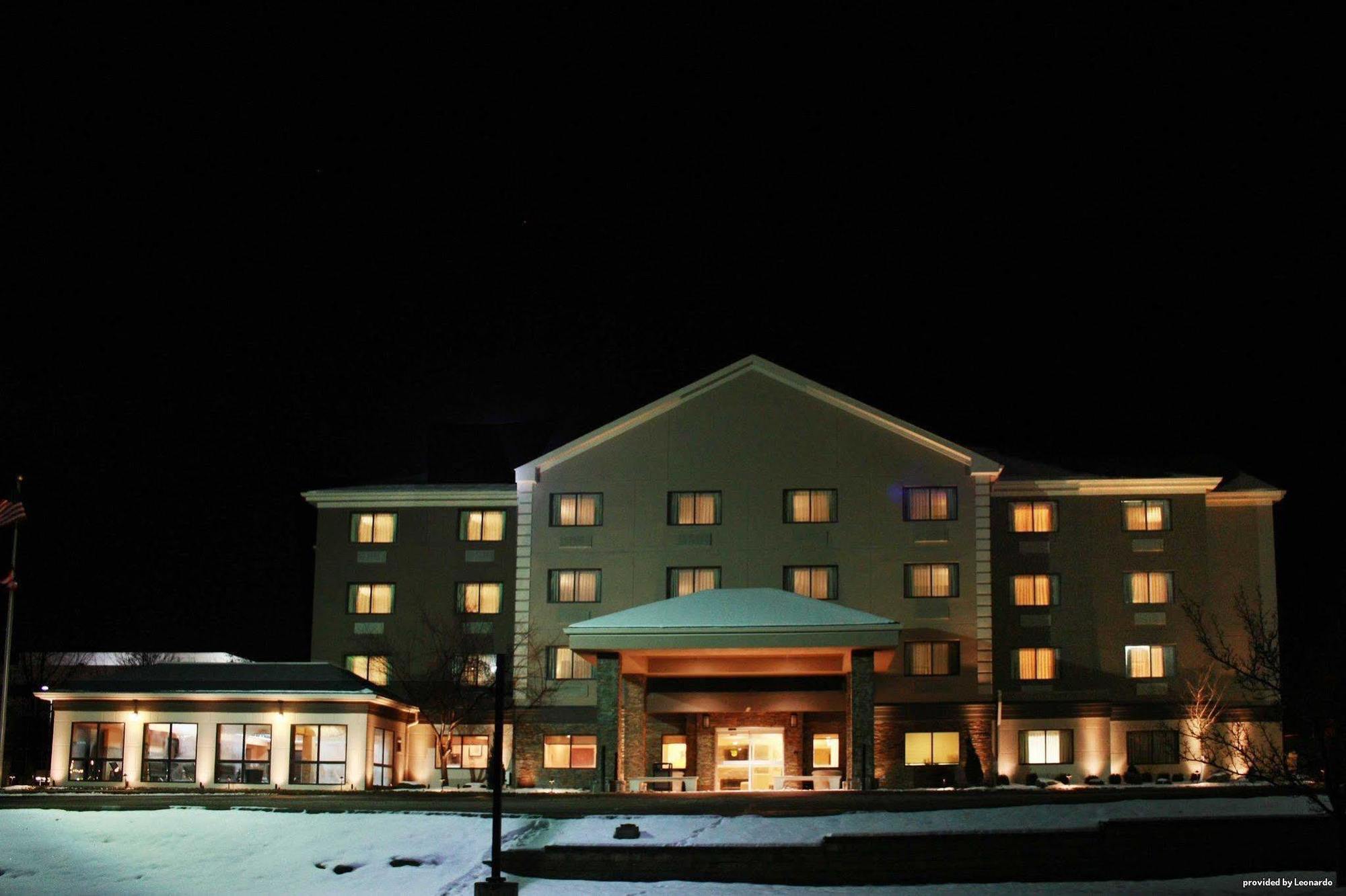 Comfort Inn & Suites Copley Akron Zewnętrze zdjęcie